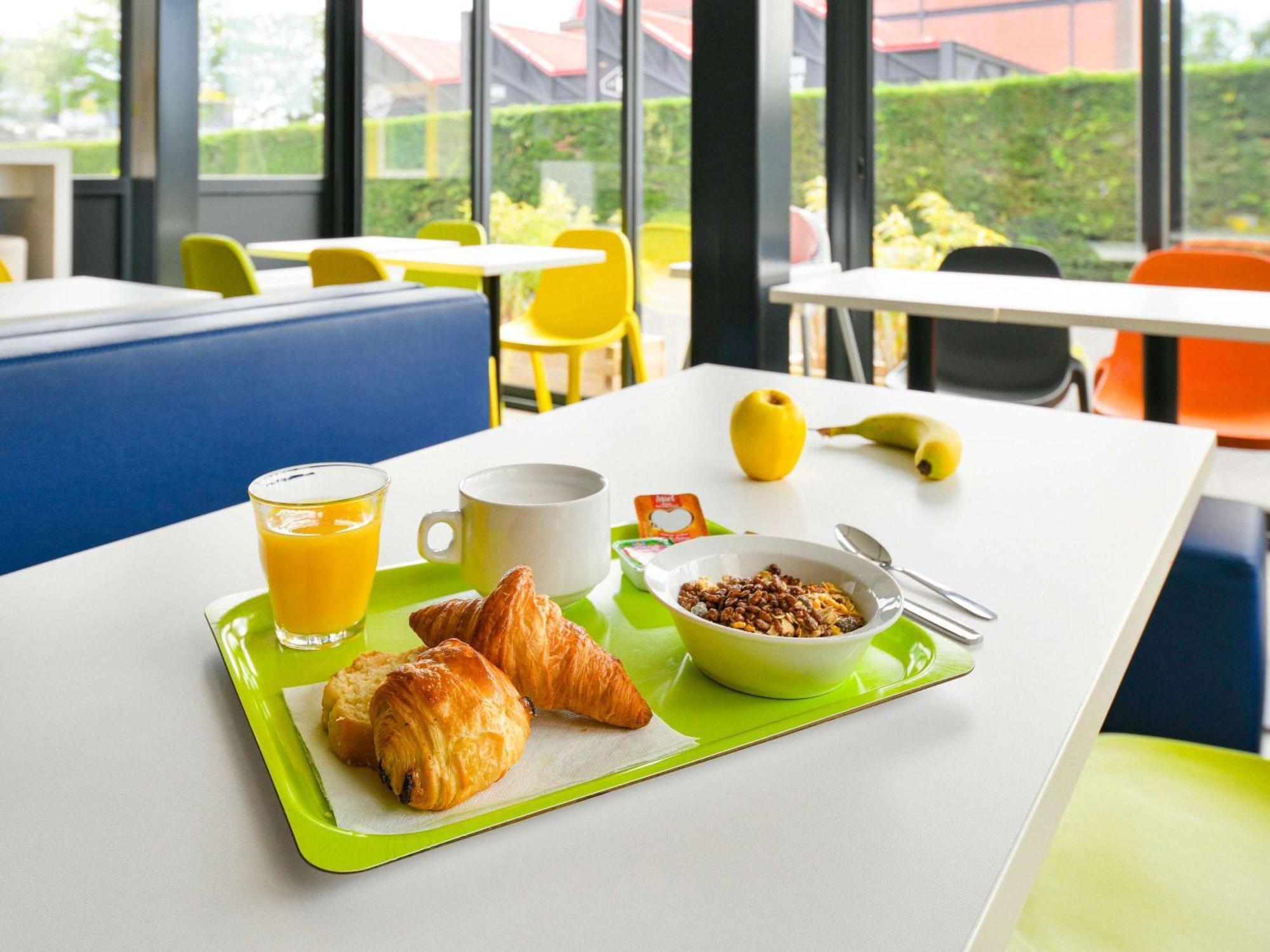 ibis budget Clermont Ferrand Sud Aubière Exterior foto